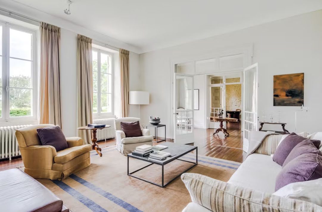 Château Le Vert interior